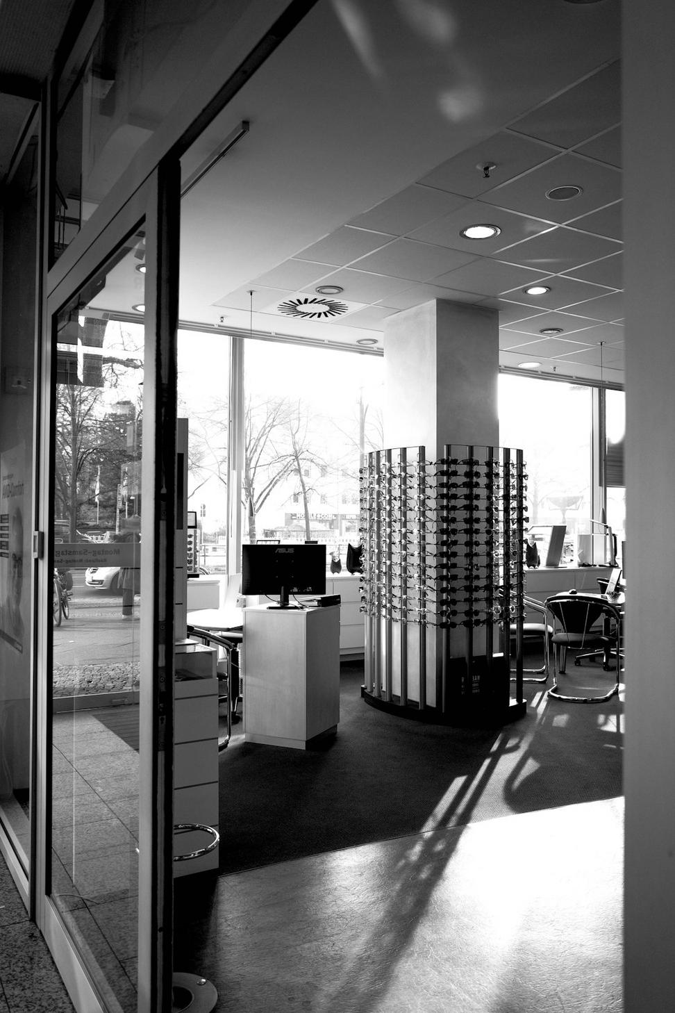Contact Zephyr Architecture